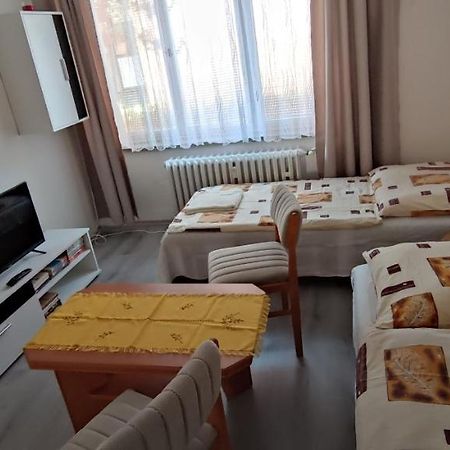 Na Sistote 628 Valasske Mezirici Exterior foto